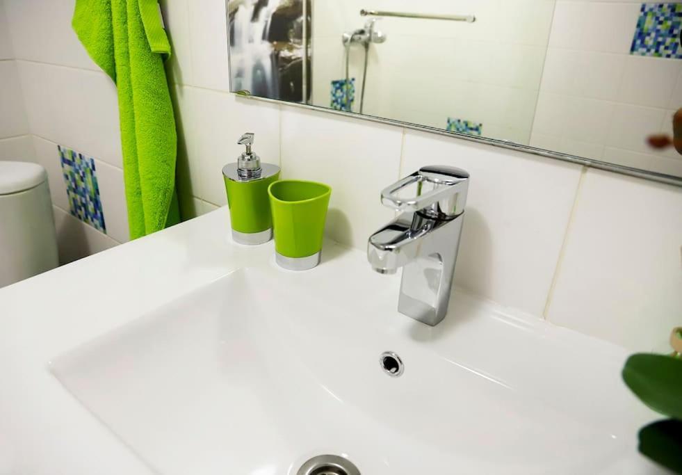 Funchal Downtown 5Min Marina + 2 Bedroom + Parking Exterior photo