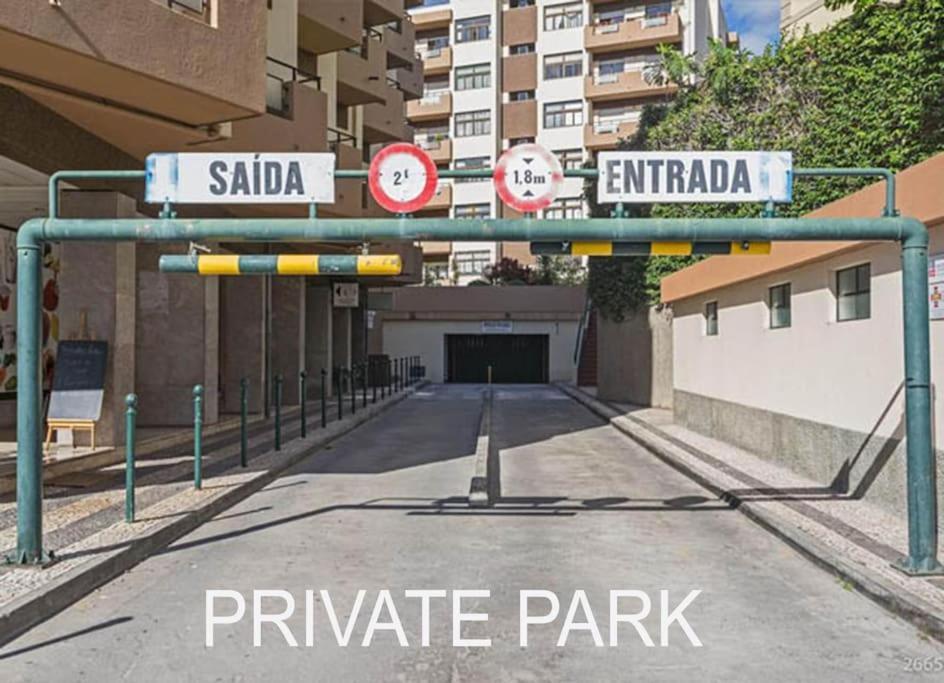 Funchal Downtown 5Min Marina + 2 Bedroom + Parking Exterior photo